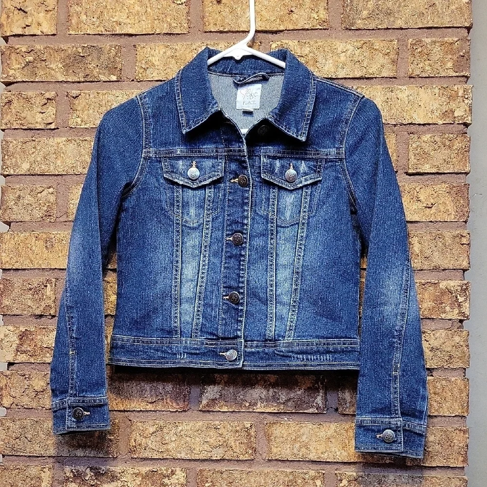 The Children's Place Blue Denim Jacket Size 10/12 Cotton Stretch